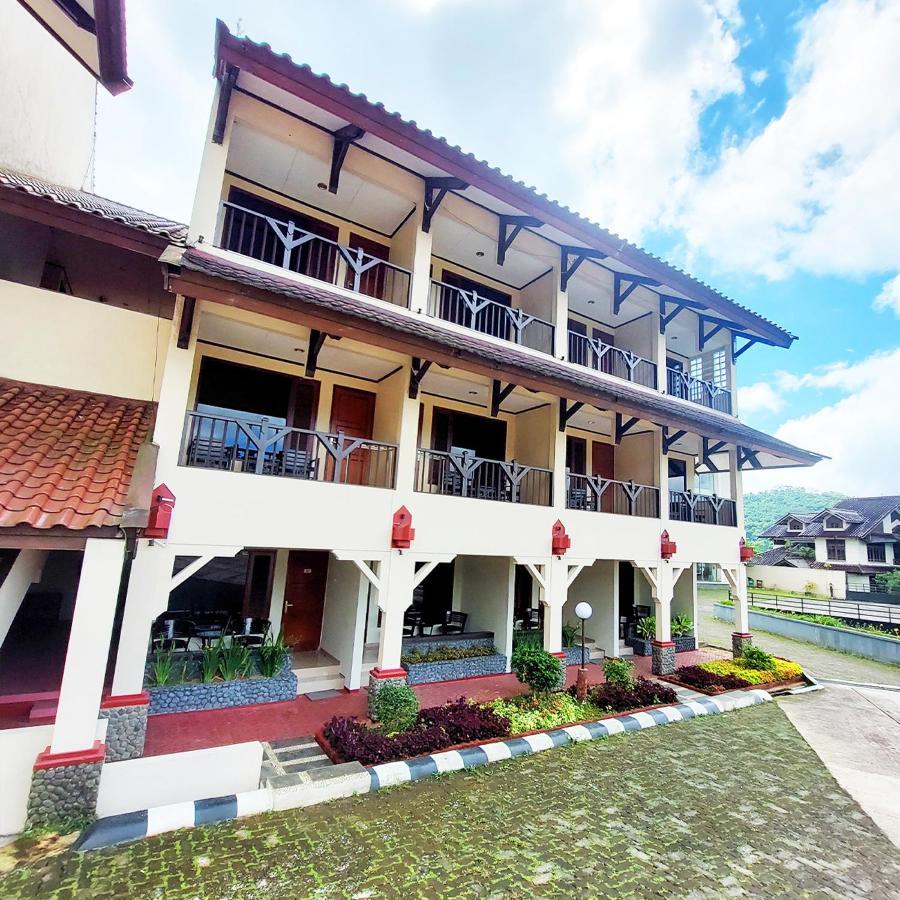 Pacet  Sangga Buana Resort & Convention Hotel מראה חיצוני תמונה